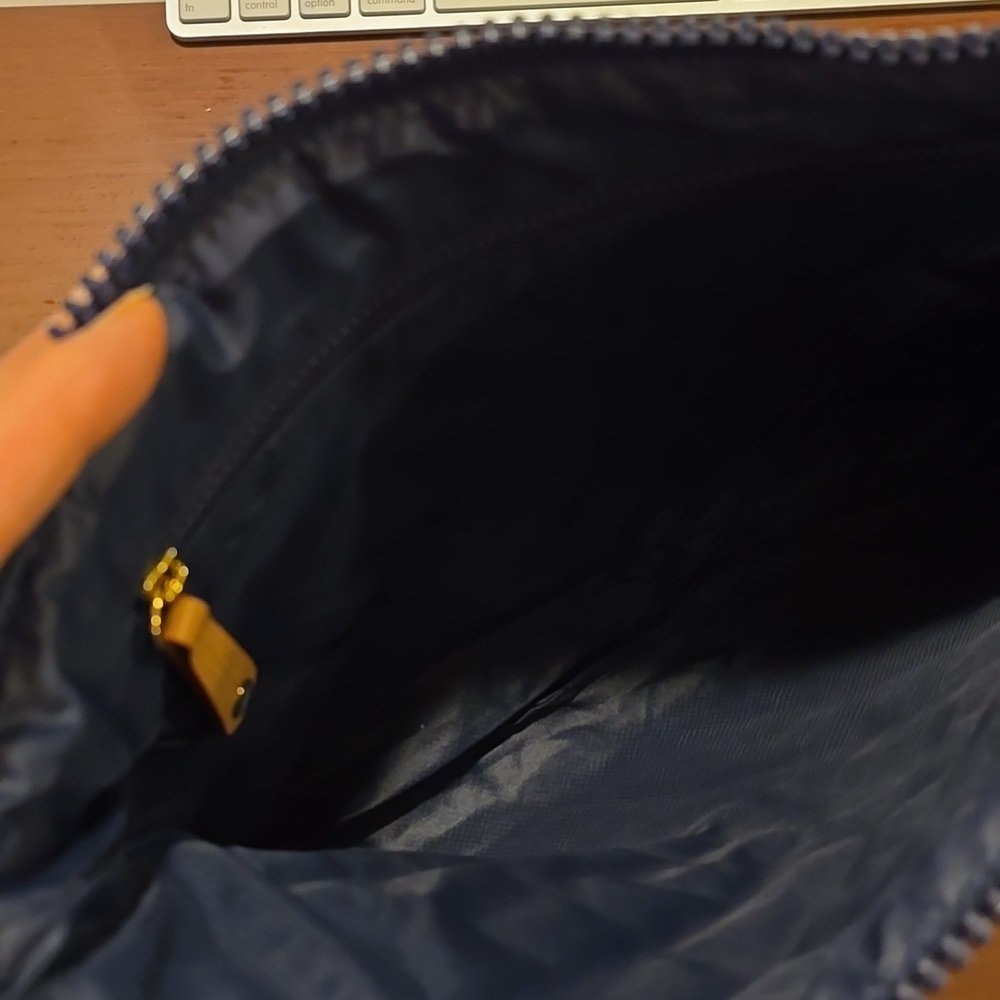 MZ Wallace NAVY Lacquer Metro Pouch - Picture 3 of 3